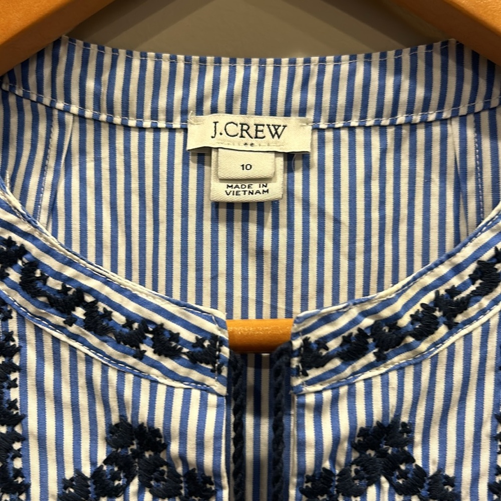 JCREW EUC blue and white stripped sleeveless top with blue embroidery size 10 - Picture 3 of 6